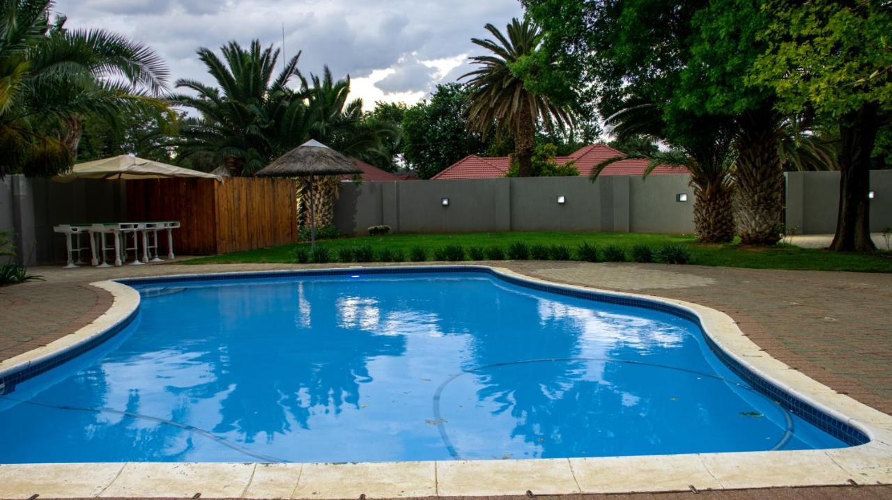 10 Tula Bed & Breakfast เวลคอม ภายนอก รูปภาพ